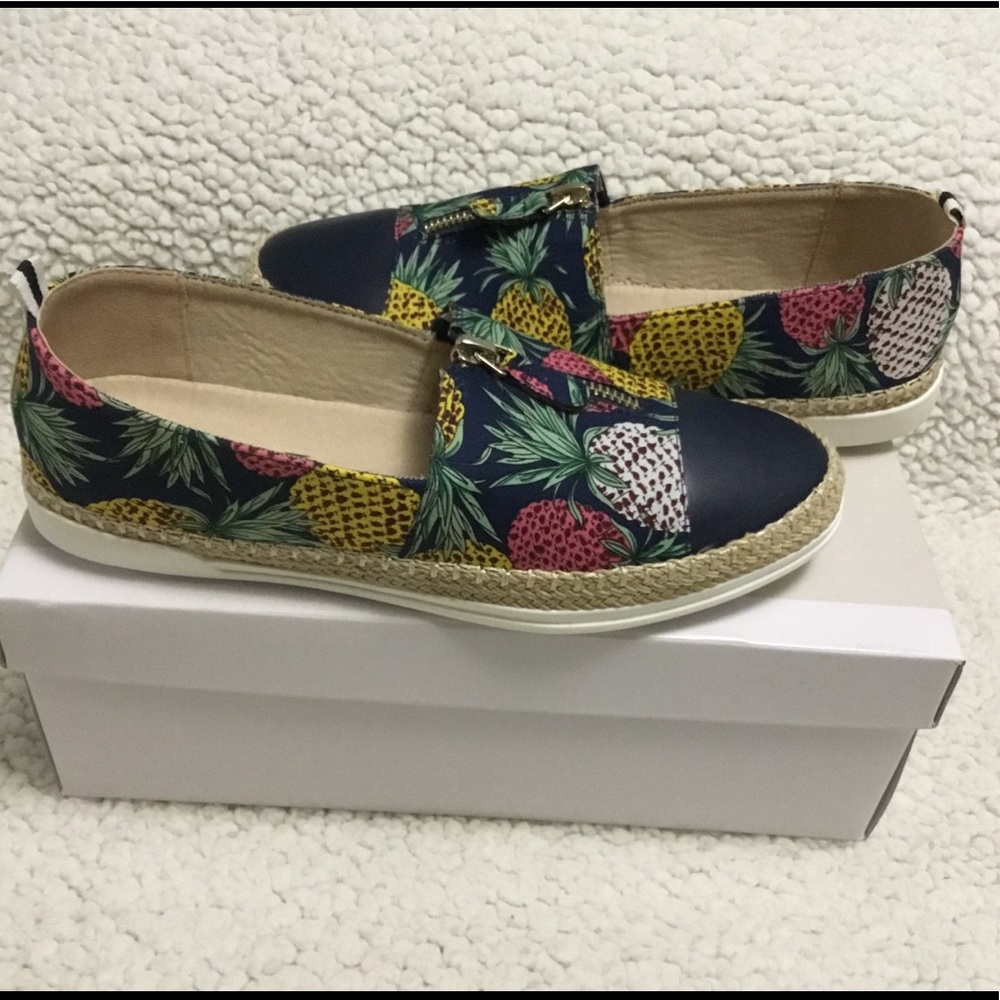 Anne Klein Floral Espadrilles - Picture 6 of 14